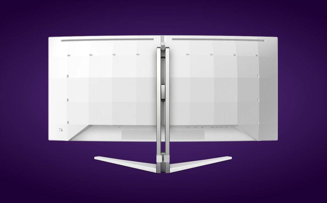 Philips Evnia 34M2C8600 (2).jpg