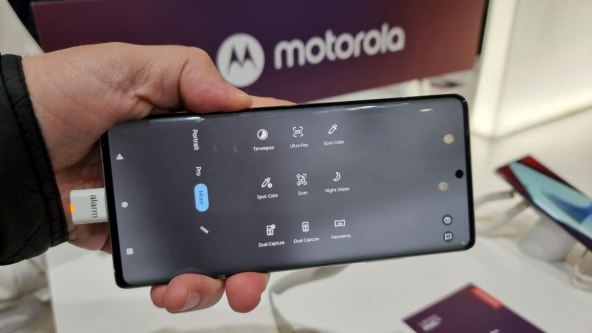 Motorola edge 30 ultra (3).jpg