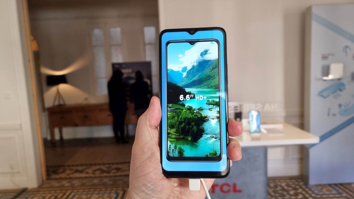 TCL 406 (2).jpg