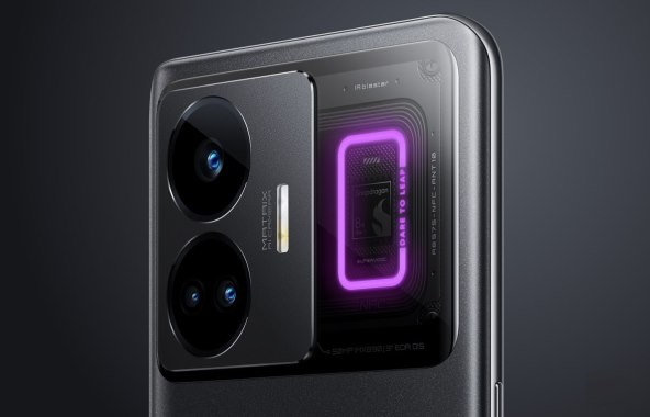 realme GT3 (9).jpg