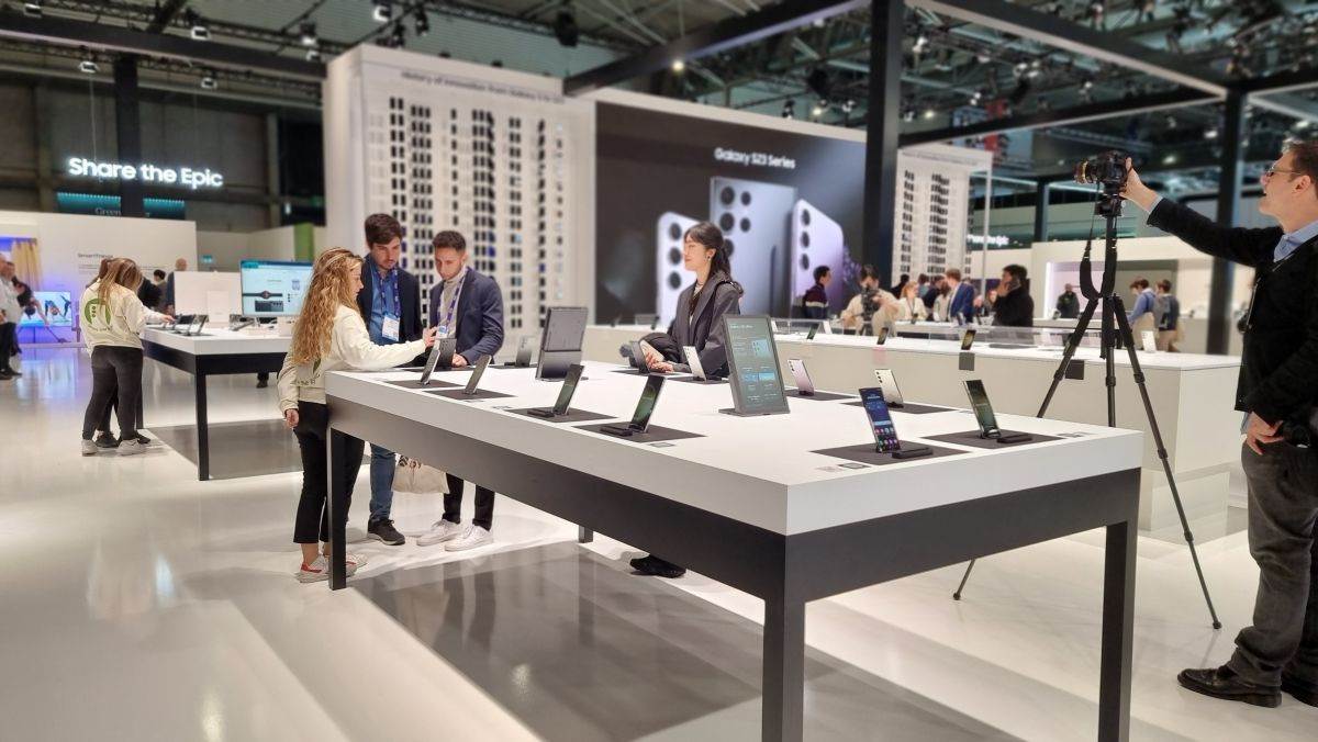 Samsung MWC23 Barcelona (3).jpg