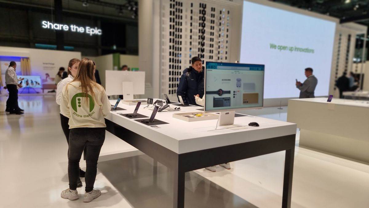 Samsung MWC23 Barcelona (4).jpg
