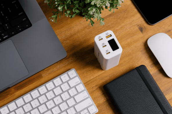 Zeus punjač (1).png