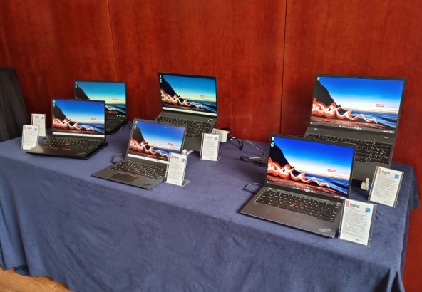 Lenovo MWC23 Barcelona (2).jpg