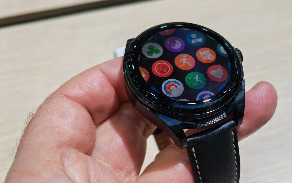 Huawei Watch Buds (1).jpg