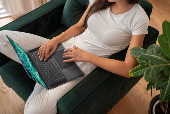 Dell XPS 15.jpg