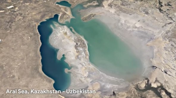 Aralsko jezero, Kazakhstan - Uzbekistan.jpg