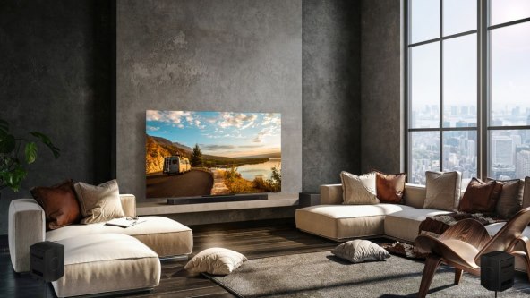 Samsung Neo QLED QN900C_Soundbar Q990C.jpg