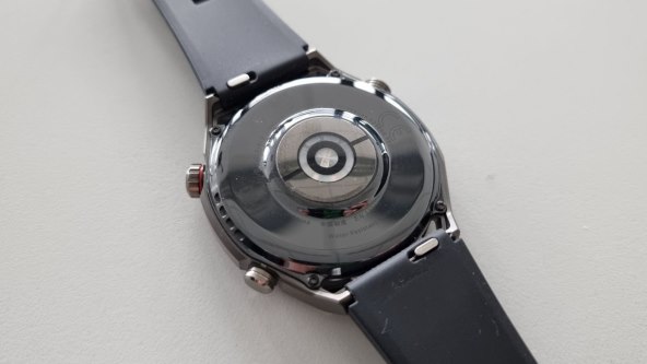 Huawei Watch Ultimate Voyage Blue (7).jpg