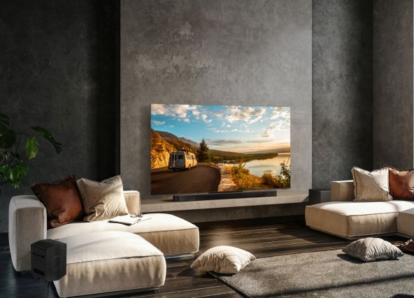 Neo QLED QN900C_Soundbar Q990C.jpg