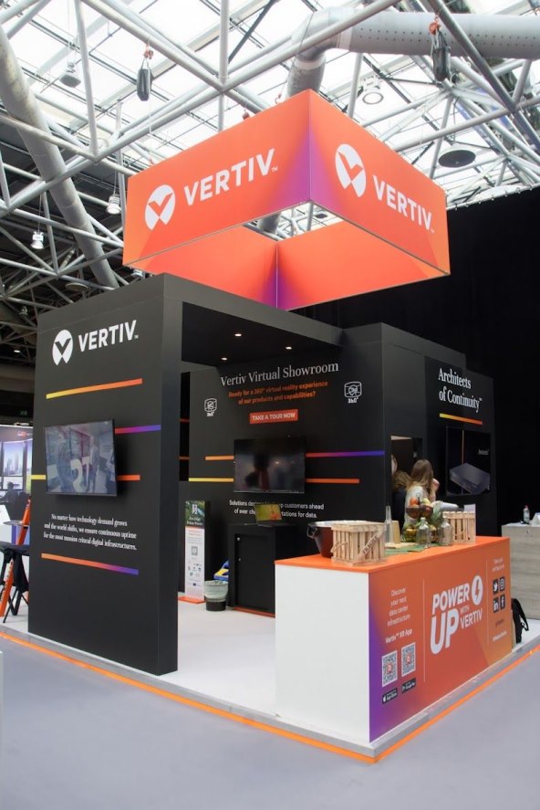 Vertiv booth - Datacloud Global Congress 2022.jpg