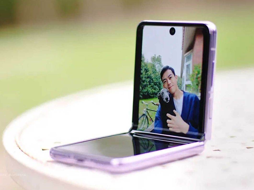Vivo X Flip (6).jpg