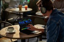 Logic Pro for iPad (3).jpg