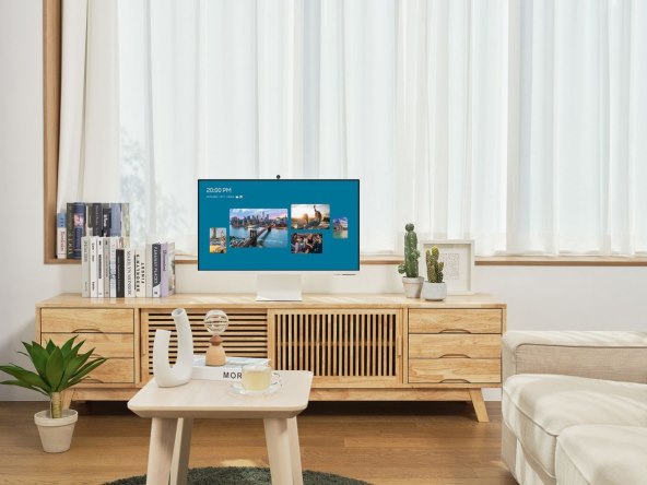 Samsung Smart monitor M80C (1).jpg