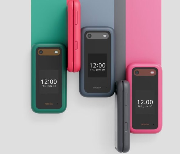 Nokia 2660 Flip (2).jpg