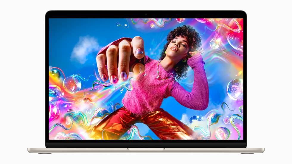 Apple MacBook Air 15,3 inča (7).jpg