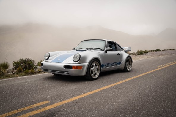 Porsche 911 Carrera RS 3.8 (965).jpg
