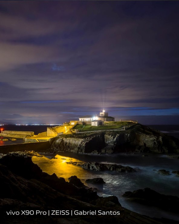 vivo X90Pro_ZEISS _Gabriel Santos_Tapia Island Lighthouse.jpg