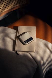 motorola razr 40_byCraft_sRGB_13.jpg