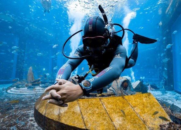 Huawei Watch Ultimate (2).jpg