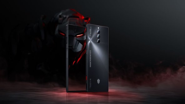 REDMAGIC 8S Pro Midnight (3).jpg