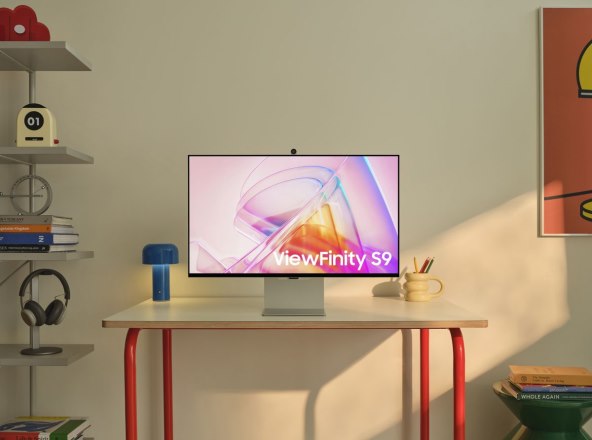 Samsung ViewFinity S9 (1).jpg