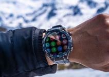Huawei Watch Ultimate Mount Everest_04.jpg