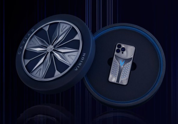 Caviar Apple iPhone 15 Pro Max (1).jpg