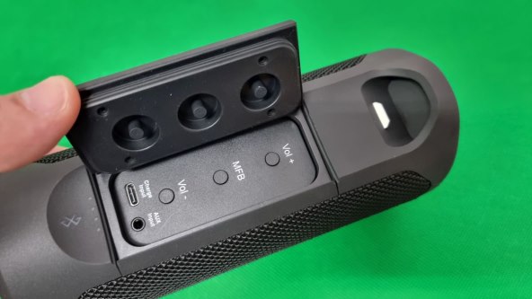 Scosche BoomBottle MS (3).jpg