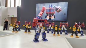 Roboti transformeri (3).jpg