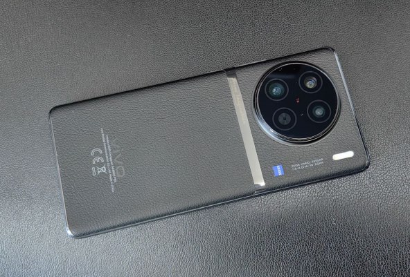 Vivo X90 Pro (3).jpg