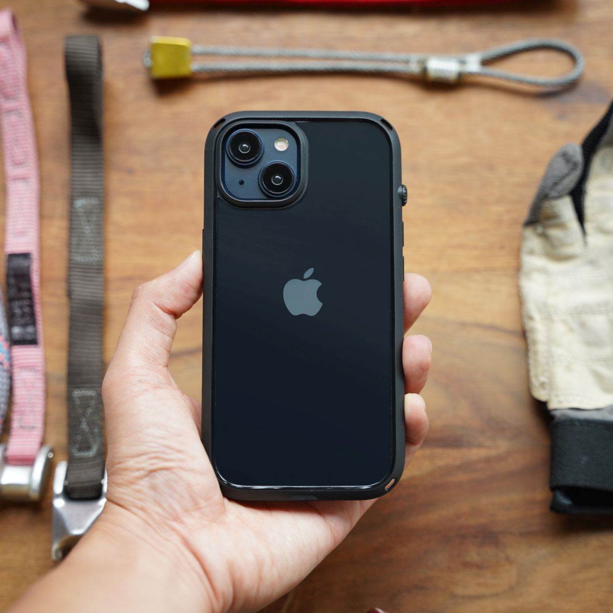 Catalyst-iPhone-15-protective-stylish-drop-proof-iphone-cases-with-gear-and-glove.jpg