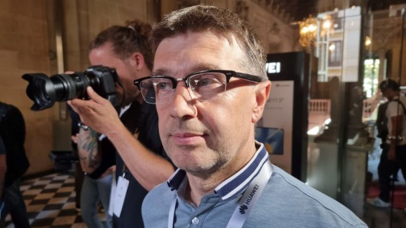 Huawei Eyewear II, Krunoslav Ćosić, Barcelona.jpg
