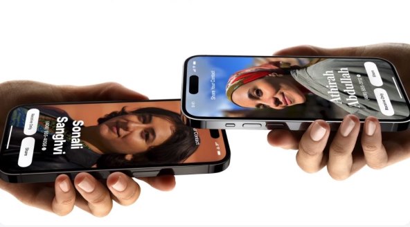 Apple iOS 17 NameDrop.jpg