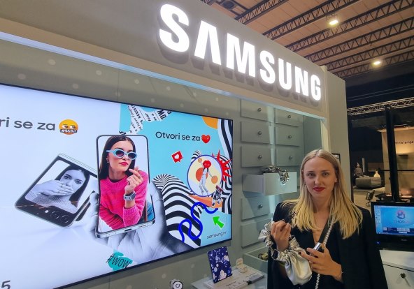 Samsung Zagreb Design Week Mia Mažuran.jpg