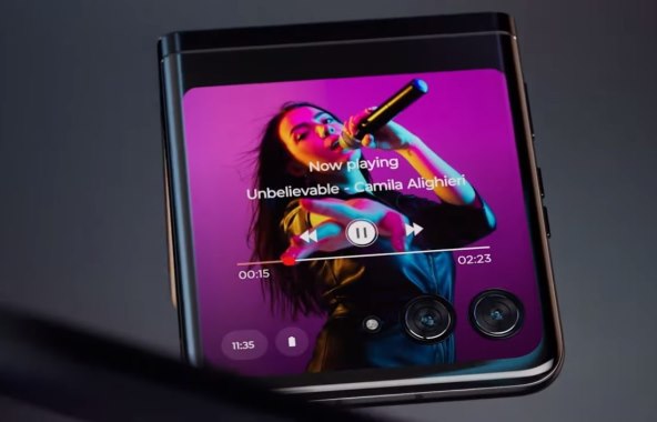 AKO KAŽE 14 MILIJUNA ČITATELJA: Motorola Razr 40 Ultra najbolji je telefon na preklop
