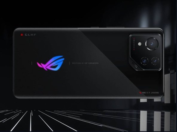 ROG Phone 8 (2).jpg