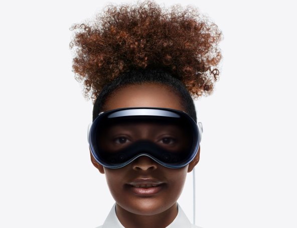 APPLE VISION PRO 2: Nasljednik stiže najranije tek za 18 mjeseci