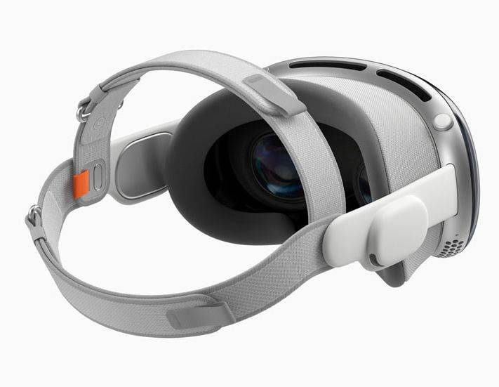 Apple Vision Pro (3).jpg