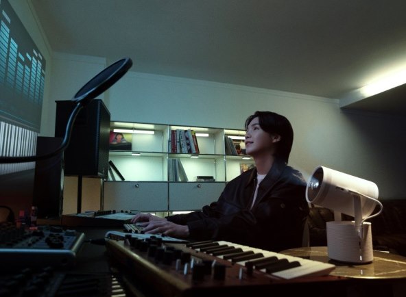 SUGA-X Samsung The-Freestyle_main1.jpg