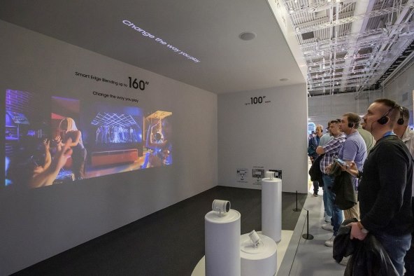 Samsung The-Freestyle-2nd-Gen_main2.jpg
