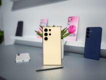 Samsung Galaxy S24 serija (2).jpg