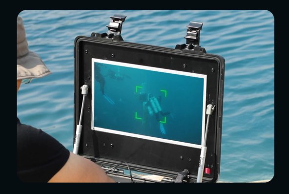 Qysea AI Diver Tracking (6).jpg