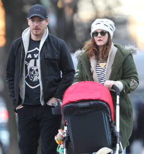Drew Barrymore i Will Kopelman opčinjeni su kćerkicom Olive 