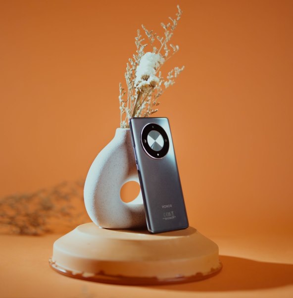 HonorMagic6Lite_1.jpg