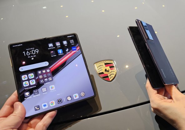 NAKON PREKLOPNIH MODELA: Honor će lansirati svoj prvi sklopivi telefon