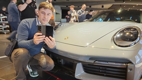 Porsche Design Honor Magic V2 RSR (2).jpg