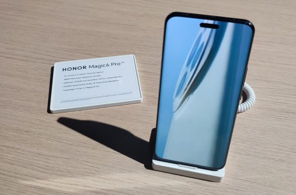 Honor Magic6 Pro (5).jpg