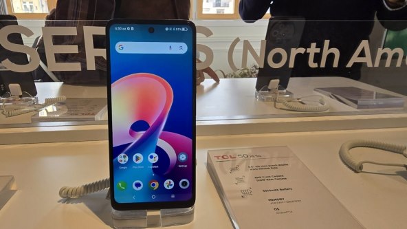 TCL 50 XE 5G (2).jpg