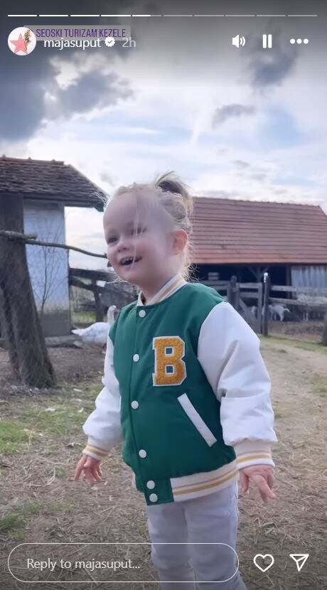Bloom Tatarinov s domaćim životinjama